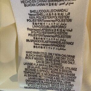 BGBCMAXAZRIA long dress with cut out back.  Fully lined.  Size 08